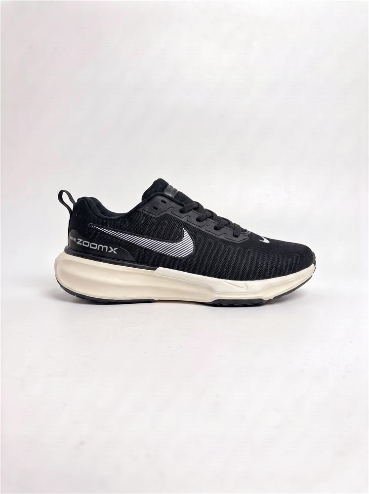 Nike ZoomX - Preto/Branco